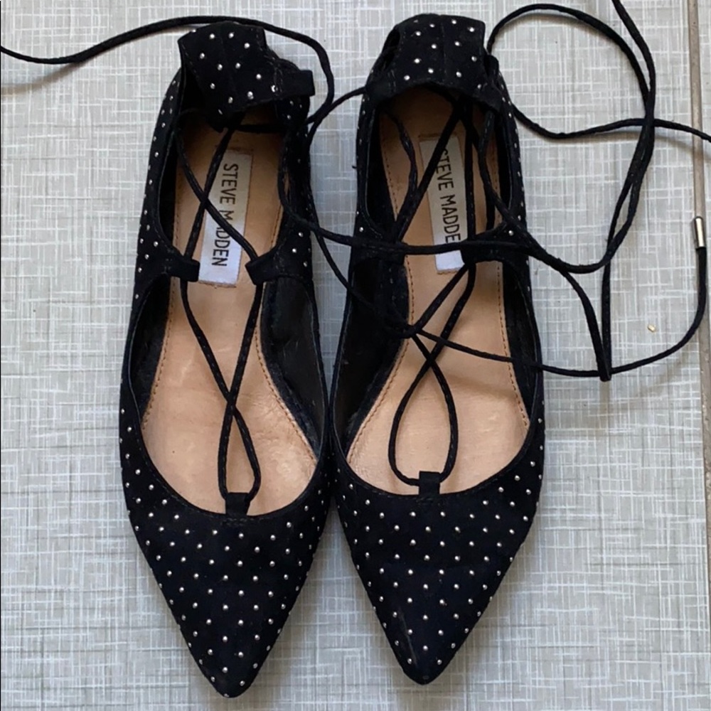 Pointy toe flats with wrap around laces